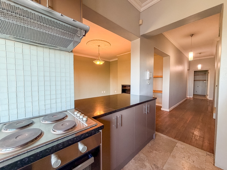 3 Bedroom Property for Sale in Vredehoek Western Cape